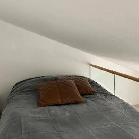 Elegant Penthouse Loft - City Center + Rooftop Terrace * Helsínquia