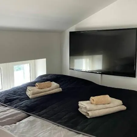 Elegant Penthouse Loft - City Center + Rooftop Terrace Διαμέρισμα Ελσίνκι