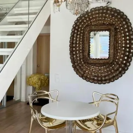 Elegant Penthouse Loft - City Center + Rooftop Terrace *